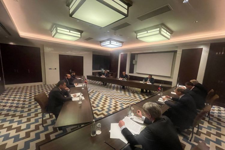 В Душанбе прошла встреча глав МИД Азербайджана, РФ и Армении