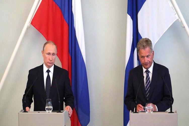 Состоялся телефонный разговор между президентами Финляндии и России