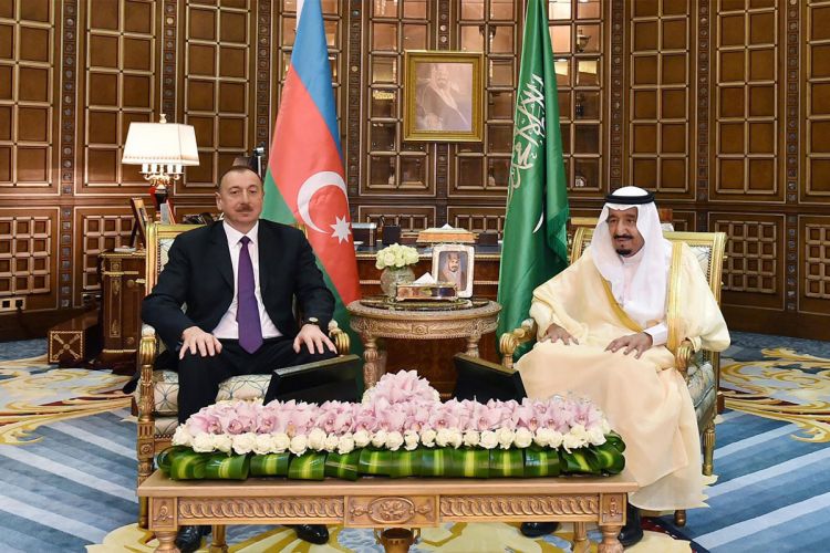 Король Саудовской Аравии поздравил Президента Ильхама Алиева