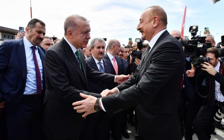 "Искренне верю, что наше нерушимое братство будет оставаться самым большим гарантом мира в регионе" - Эрдоган