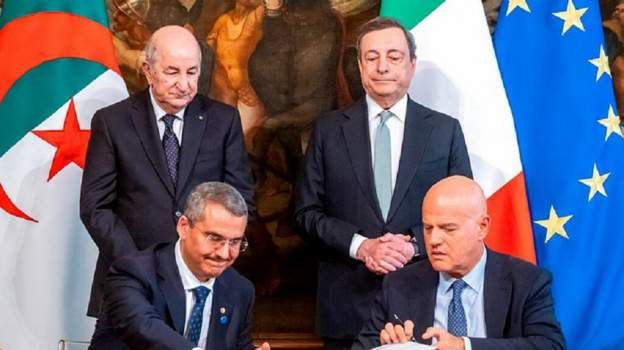 الجزائر توقع مع إيطاليا اتفاقا لتعزيز التنقيب عن الغاز