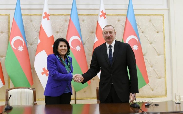 Президент Грузии поздравила Ильхама Алиева