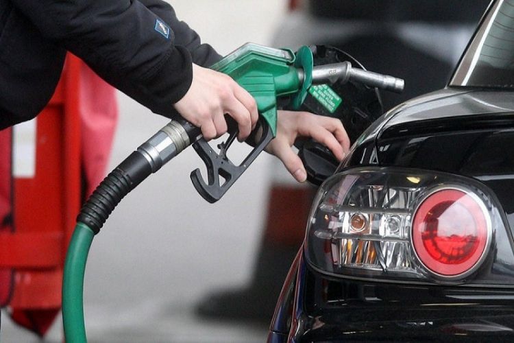 В стране нет никаких трудностей в связи с продажей бензина SOCAR