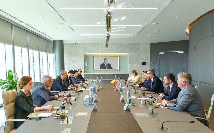 Азербайджан и Румыния обсудили расширение экономических связей