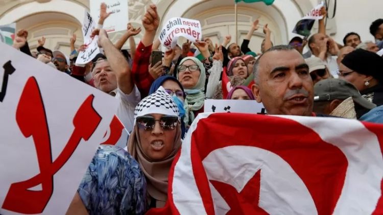 الولايات المتحدة تتهم الرئيس التونسي بتقويض المؤسسات الديمقراطية في البلاد