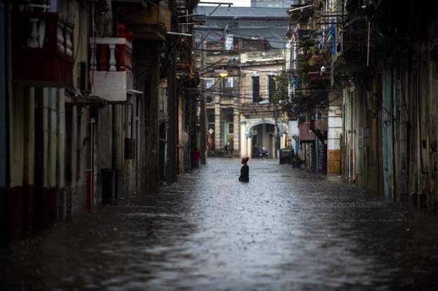 إعصار آغاثا يقتل ثلاثة في كوبا ويدمر عشرات المنازل