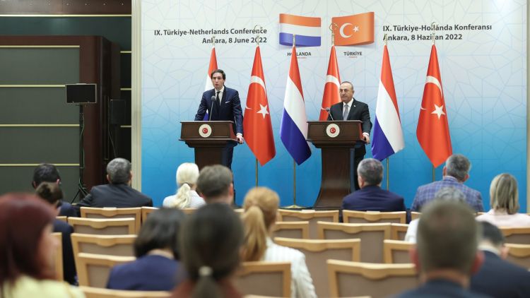 هولندا: تركيا محقّة في تصريحاتها حول الإرهاب