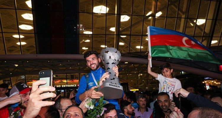 Сборная Азербайджана по мини-футболу вернулась на Родину