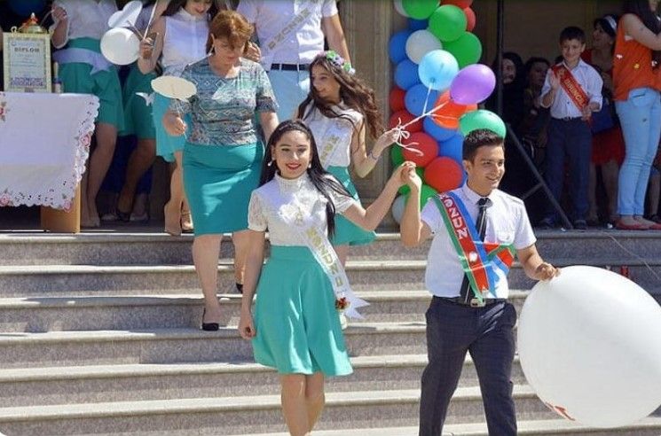 Сегодня в азербайджанских школах пройдет «Последний звонок»