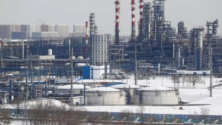 موسكو تجني عوائد ضخمة من مبيعات الغاز والنفط رغم العقوبات