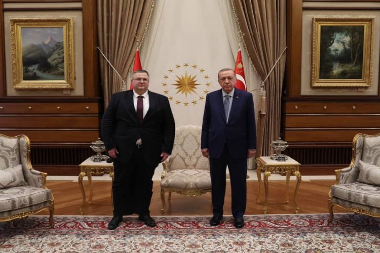 Президент Турции принял Алексея Оверчука