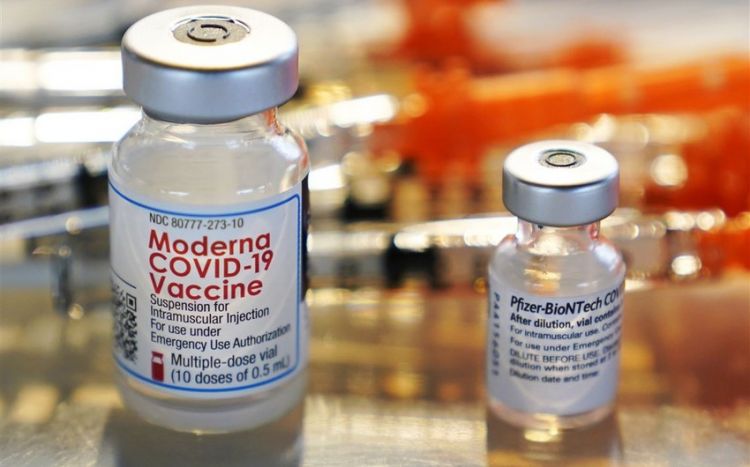 COVID-вакцины Moderna и Pfizer рекомендованы в США детям от шести месяцев