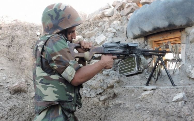 Позиции Азербайджанской армии снова подверглись обстрелу МО