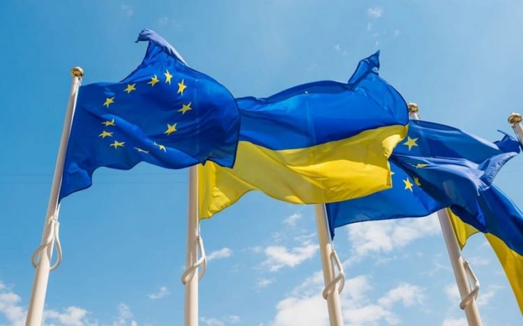 Украина получит статус кандидата на членство в ЕС уже на этой неделе Bloomberg