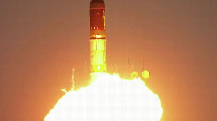 إطلاق صاروخ فضائي كوري جنوبي من قاعدة نارو كوزمودروم