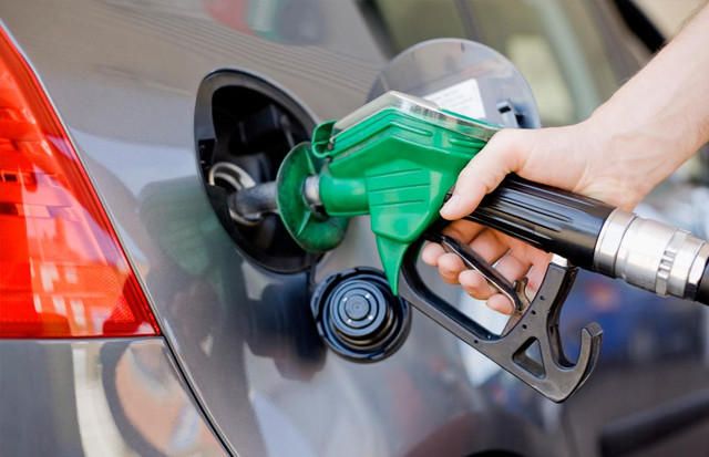 В США могут отменить топливный налог из-за рекордных цен на бензин WSJ