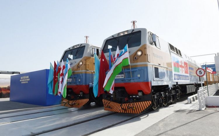 We intend to further increase cargo transportation using Baku-Tbilisi-Kars railway - Uzbek president