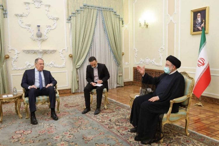 Участие других стран в учениях на Каспии запрещено Президент Ирана