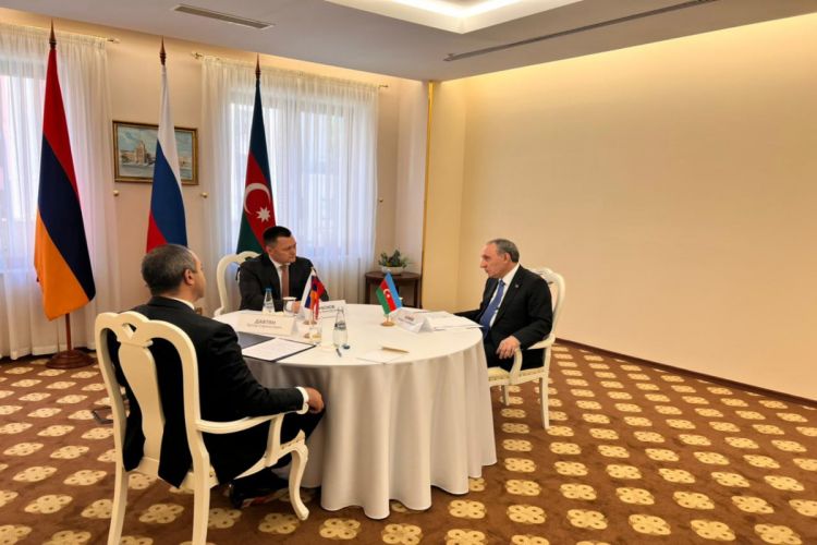 Состоялась встреча генпрокуроров Азербайджана, Армении и РФ