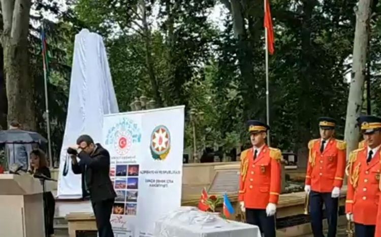 В Гяндже открыт памятник Кавказской исламской армии