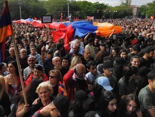 В Армении вновь начались акции протеста