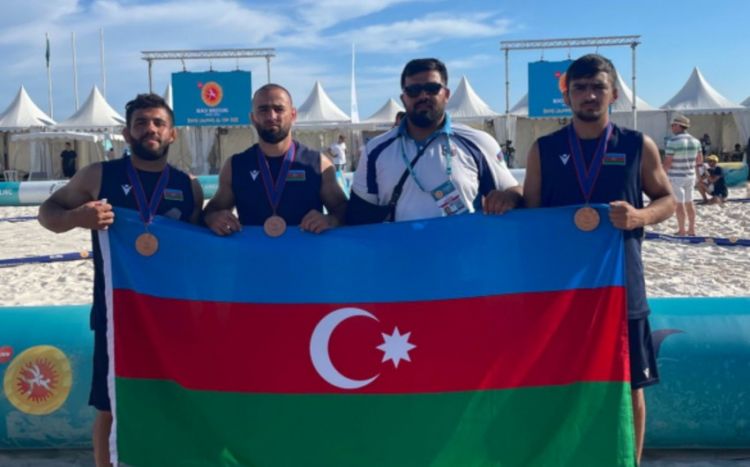 Азербайджанские борцы завоевали во Франции 3 бронзовые медали