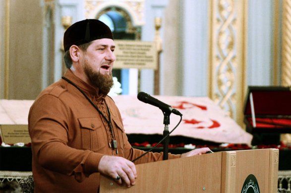 Кадыров отреагировал на появление ЛГБТ-флага над мечетью в Германии