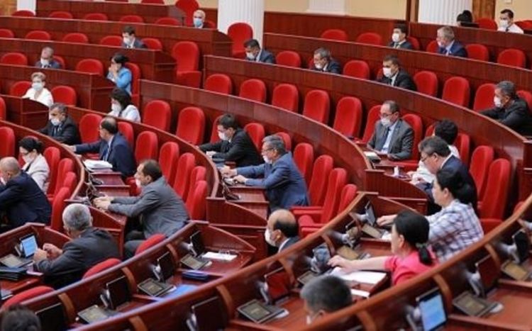 Qaraqalpaqda baş verənləri araşdırmaq üçün komissiya yaradıldı Özbəkistan Parlamenti