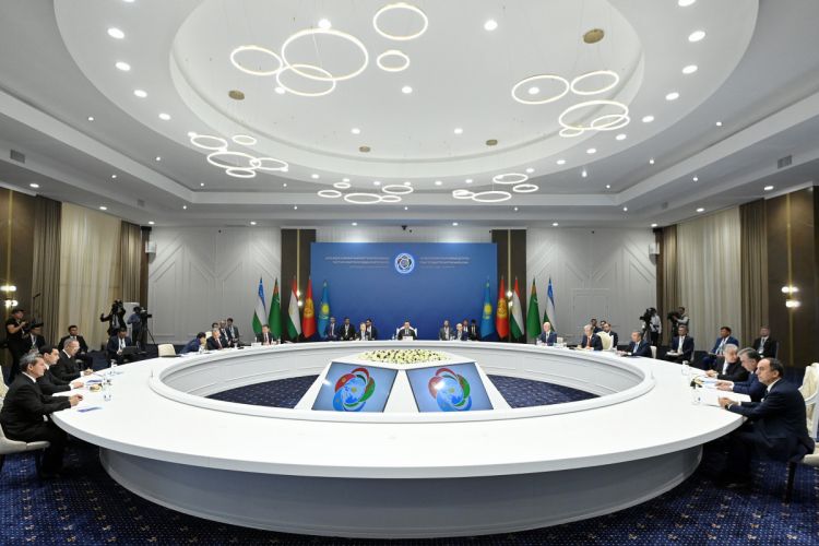 Состоялась встреча лидеров государств Центральной Азии, Таджикистан и Туркменистан не подписали новое соглашение