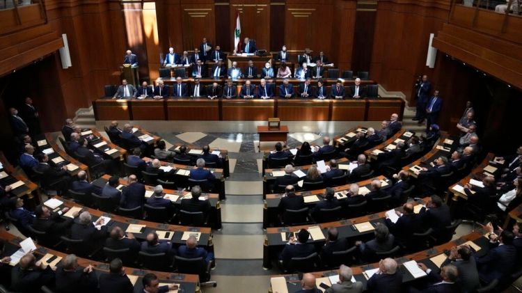 هرج داخل مجلس النواب اللبناني على خلفية مصطلح البطريركية