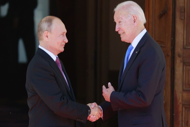 Переговоры между Путиным и Байденом не планируются Кремль