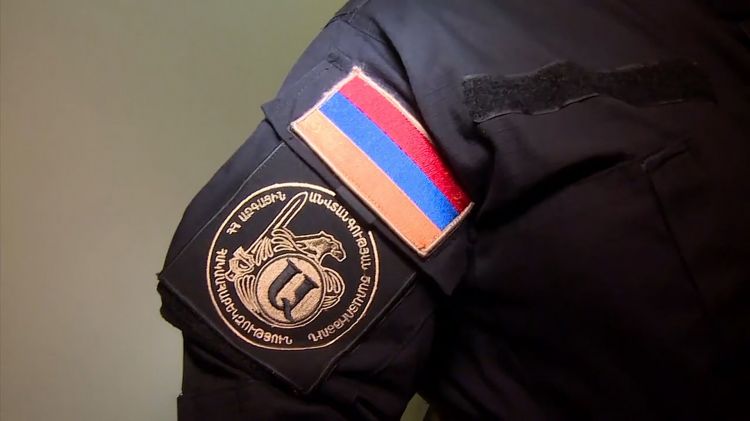 СНБ Армении допросила генерала Акопяна