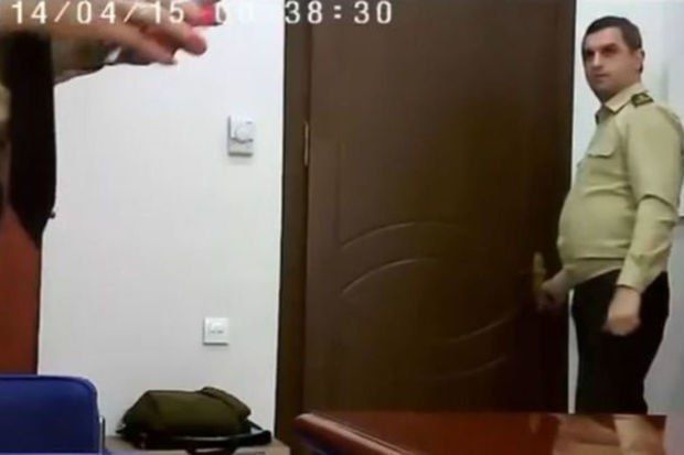 İntim videoları yayılan polkovnik saxlanıldı: - Rütbəsi geri alındı – YENİLƏNİB
