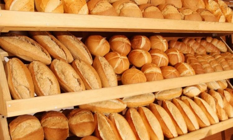 В Азербайджане хлеб подорожает на 5 гяпиков