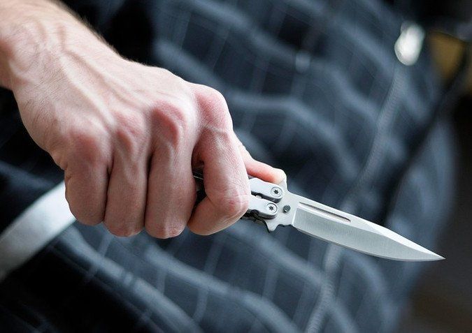 Qaxda 30 yaşlı kişi bıçaqlanıb