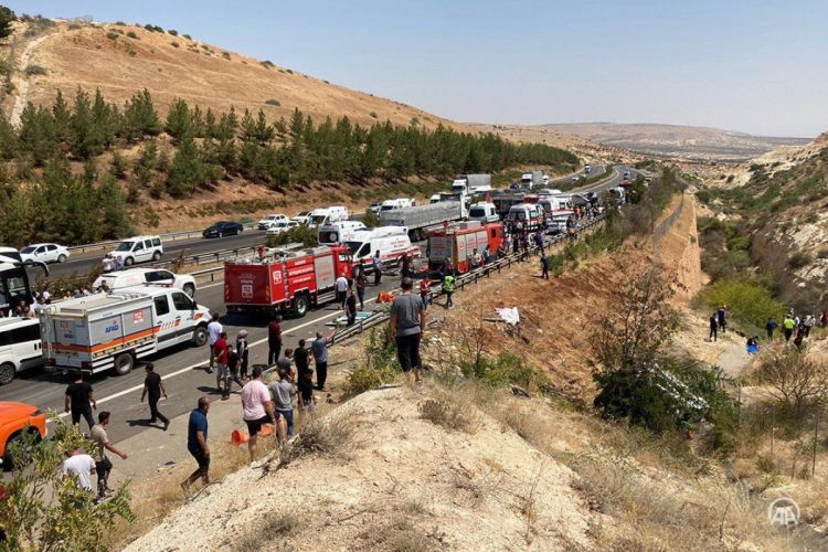В Турции в ДТП погибли 15 человек, 2 из них - сотрудники прессы