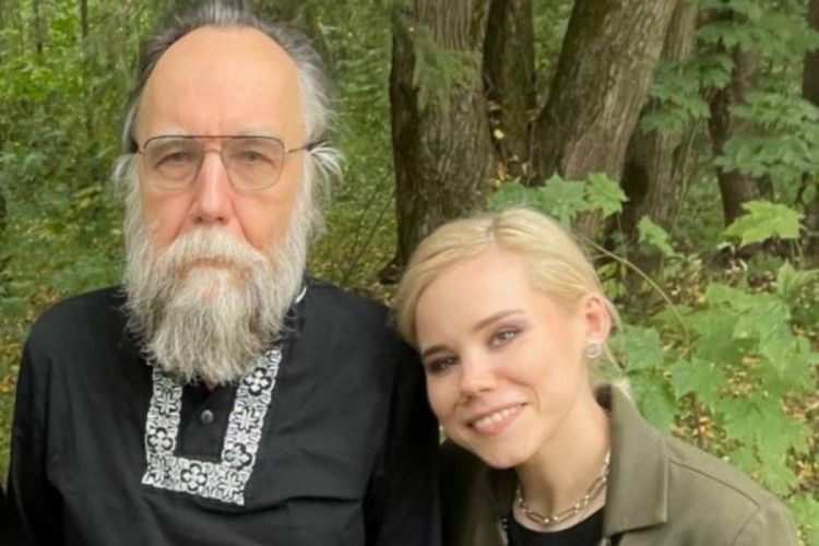 Дочь российского политолога Александра Дугина погибла на его глазах