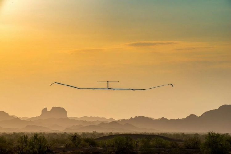 ABŞ-ın hərbi dronu uzunmüddətli uçuş rekorduna imza atarkən son anda qəzaya uğrayıb