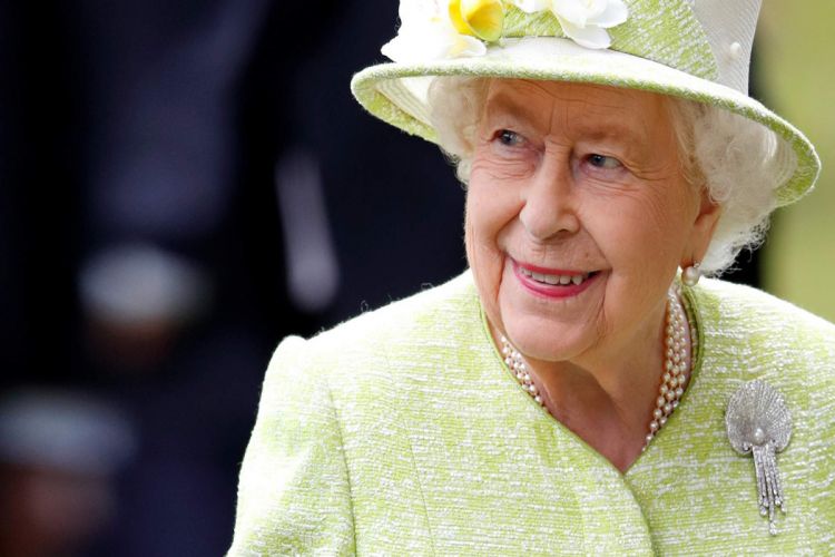 СМИ: Елизавета II впервые в жизни утвердит премьер-министра страны в Шотландии