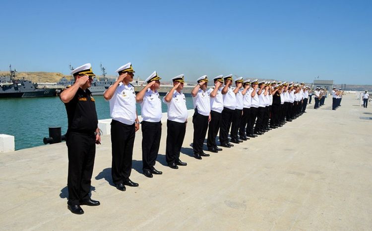 Военные корабли Ирана, Казахстана и России покинули Баку