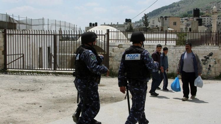 إصابة إسرائيليين اثنين بالرصاص قرب قبر يوسف في الضفة الغربية المحتلة