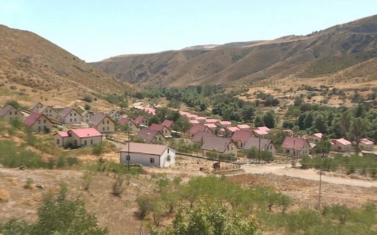 Laçın rayonunun Zabux kəndindən yeni görüntülər yayıldı
