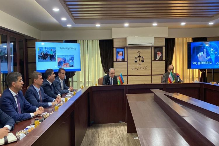 Генпрокурор Азербайджана встретился с руководителями правоохранительных органов Ирана