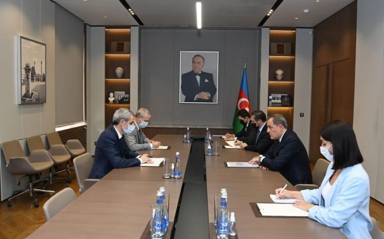 "Уверен, что мы можем сделать больше во имя мира" Посол Франции в Азербайджане