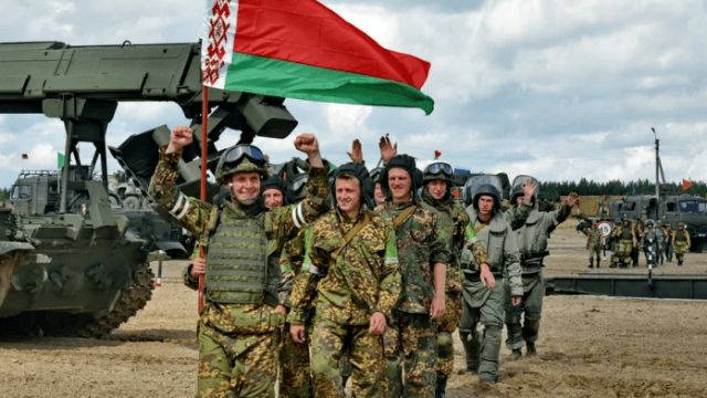 Belarus Ukrayna ilə sərhəddə təlimlərə başladı