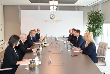 Azerbaijan, Bulgaria discuss development of economic and trade cooperation