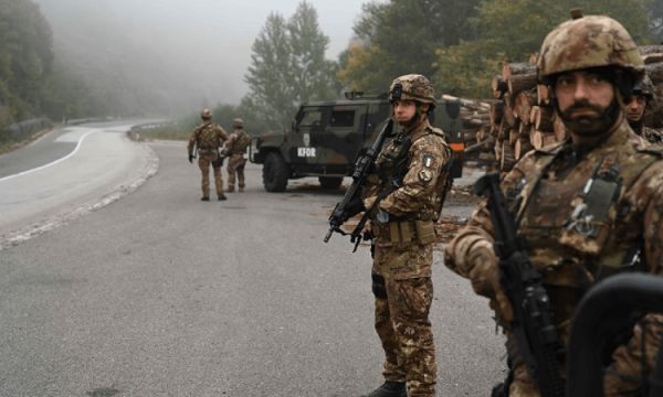 Kosovoda NATO hərbçilərinin sayı artırılacaq