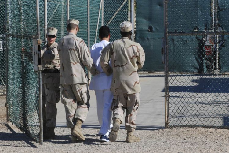 В США изучают вопрос закрытия тюрьмы Гуантанамо