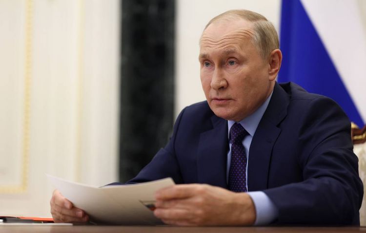 Putin urges Bishkek and Dushanbe to settle conflict diplomatically
