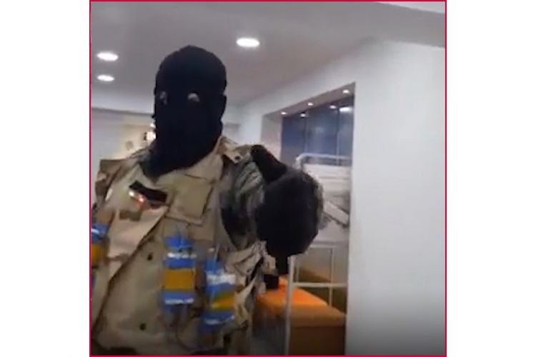 Захватчика из «Банка Грузии» задержали, заложники освобождены ОБНОВЛЕНО